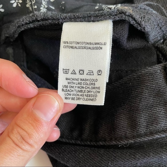 FREE PEOPLE cut off shorts we the free Sofia Denim Button Fly black distressed - Picture 7 of 8